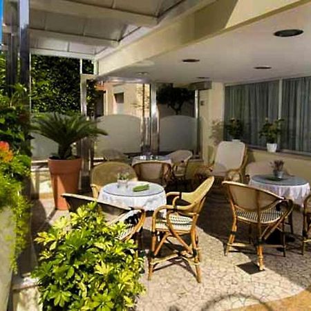 Hotel Acerboli Rimini Exterior photo
